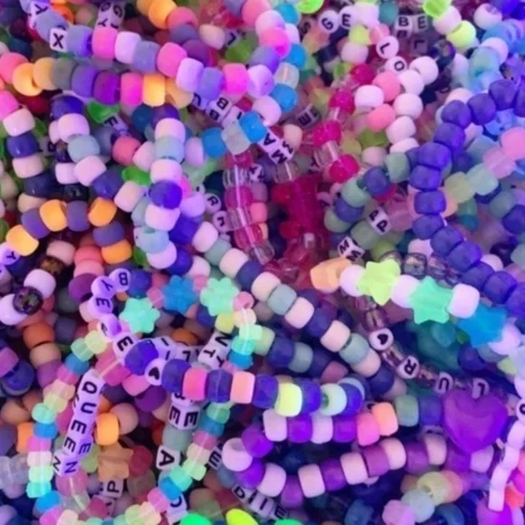 TEN Random Kandi Bracelets - Picture 2 of 6